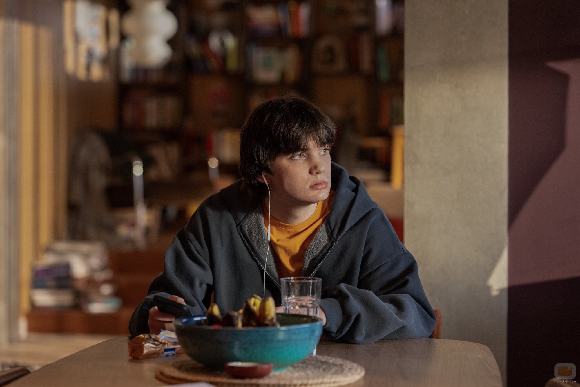 Aran Murphy en el 1x02 de 'Youth'