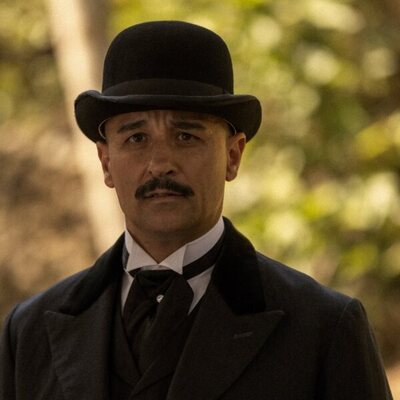 Alain Hernández en la temporada 1 y el capítulo 02 de 'Las hijas de la criada'