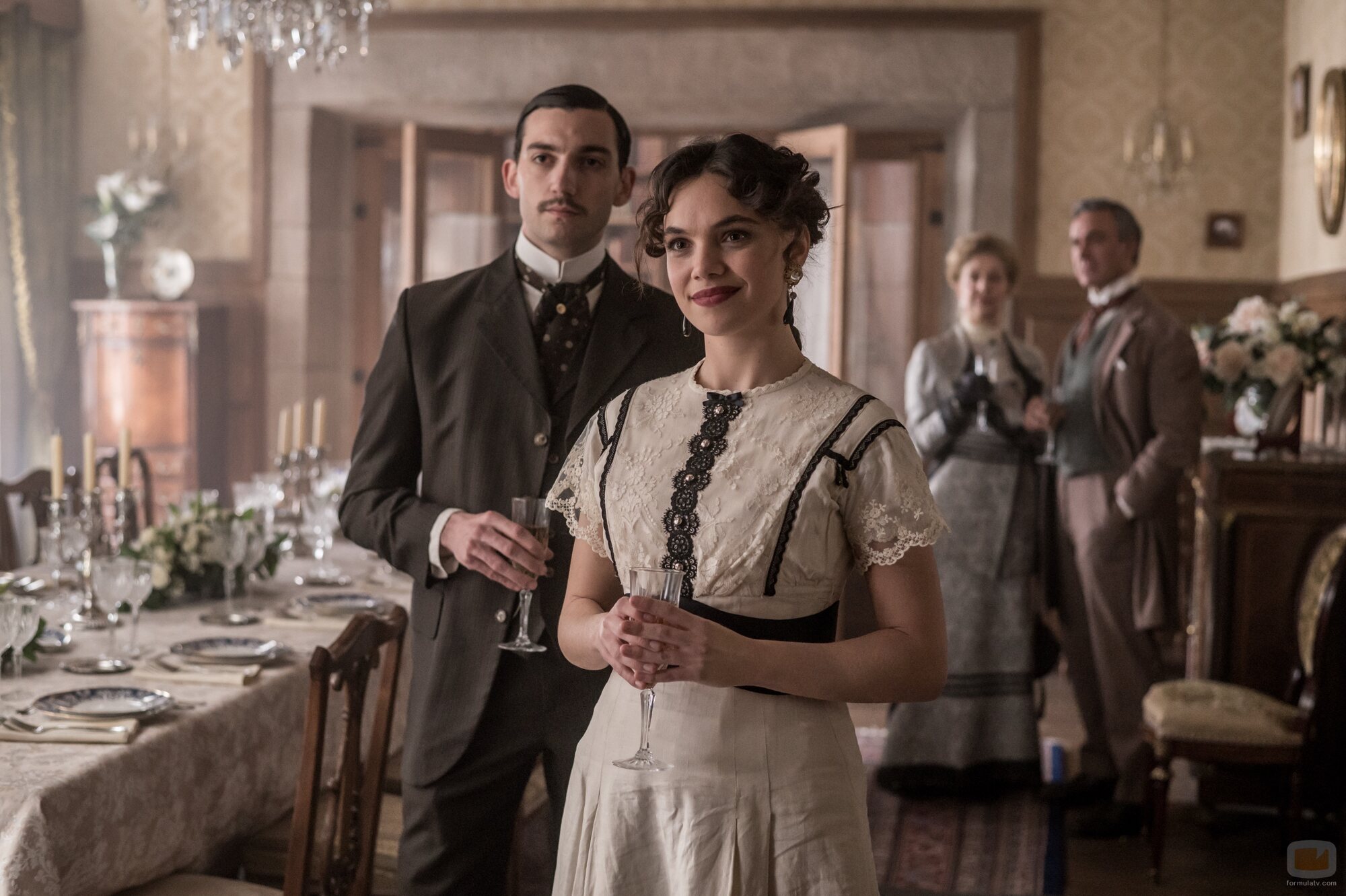 Martina Cariddi y Roque Ruiz en 'La rabia de Catalina' de 'Las hijas de la criada'