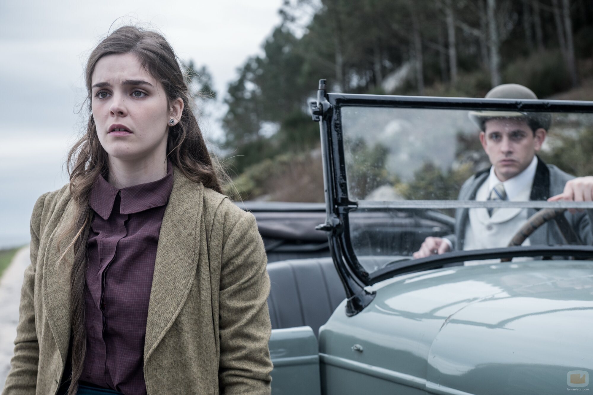 Verónica Sánchez y Álex Villazán en 1x05 titulado 'El amor de Jaime' de 'Las hijas de la criada'