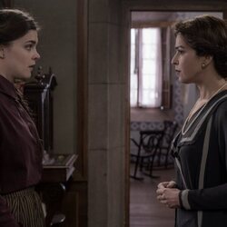 Judith Fernández y Verónica Sánchez en 1x05 titulado 'El amor de Jaime' de 'Las hijas de la criada'