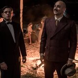 Álex Villazán y Alain Hernández en 1x05 'El amor de Jaime' de 'Las hijas de la criada'