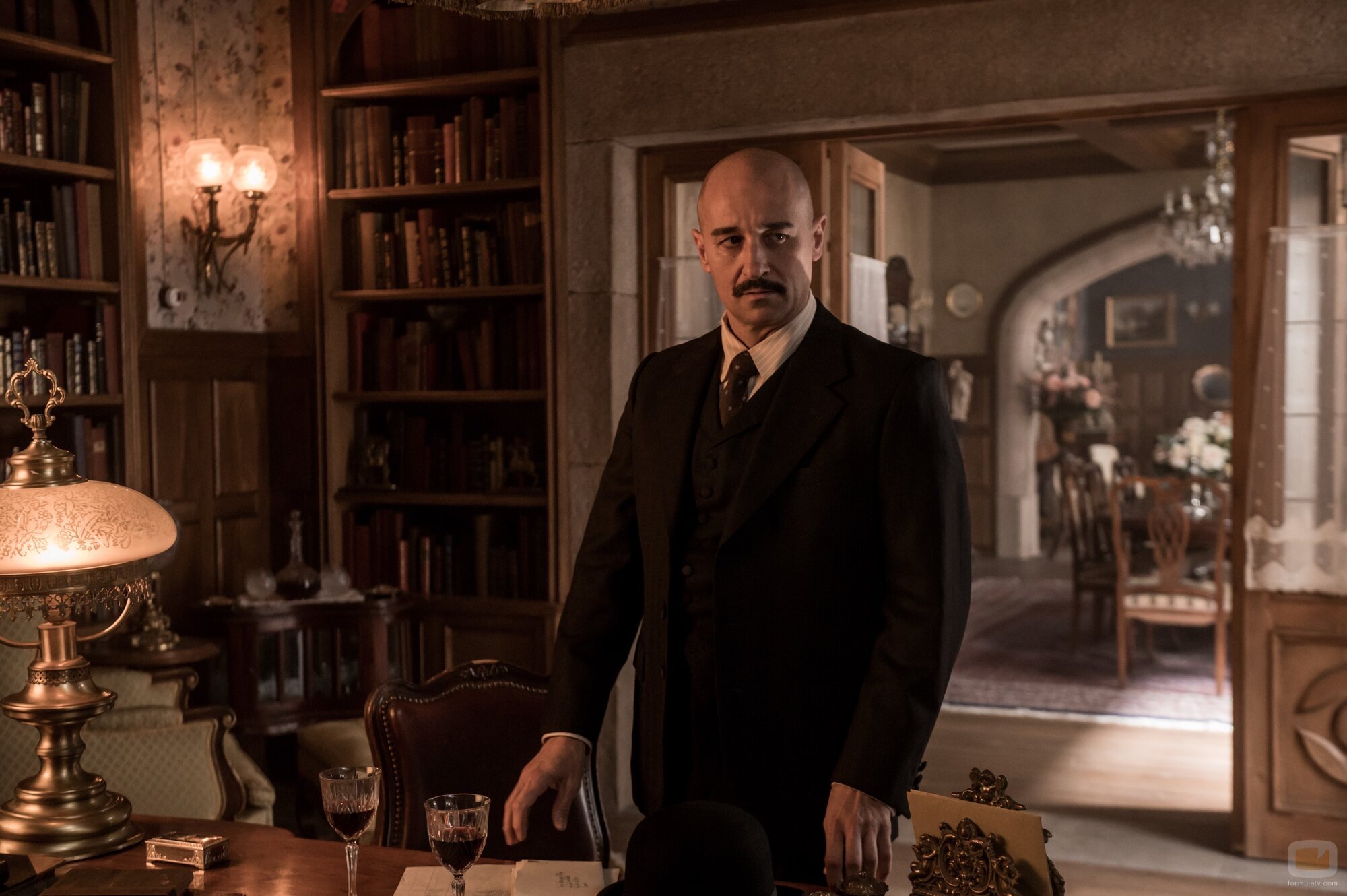 Alain Hernández en Capítulo 5 titulado 'El amor de Jaime' de 'Las hijas de la criada'