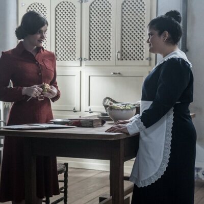 Judith Fernández y Jessica Serna en Capítulo 6 titulado 'La culpa de Gustavo' de 'Las hijas de la criada'