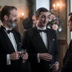 Carlos Villarino y Roque Ruiz en 1x06 titulado 'La culpa de Gustavo' de 'Las hijas de la criada'