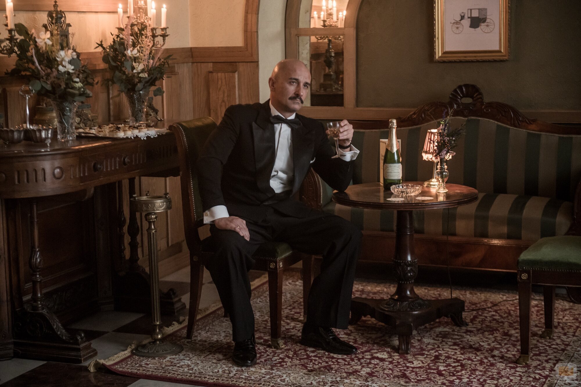Alain Hernández en Capítulo 6 titulado 'La culpa de Gustavo' de 'Las hijas de la criada'