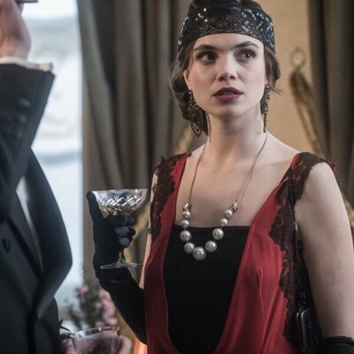 Instantánea de Martina Cariddi en 1x06 'La culpa de Gustavo' de 'Las hijas de la criada'