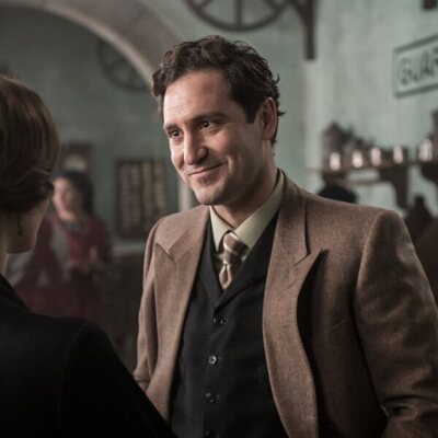 Álex Gadea y Judith Fernández en el 1x07 de 'Las hijas de la criada'