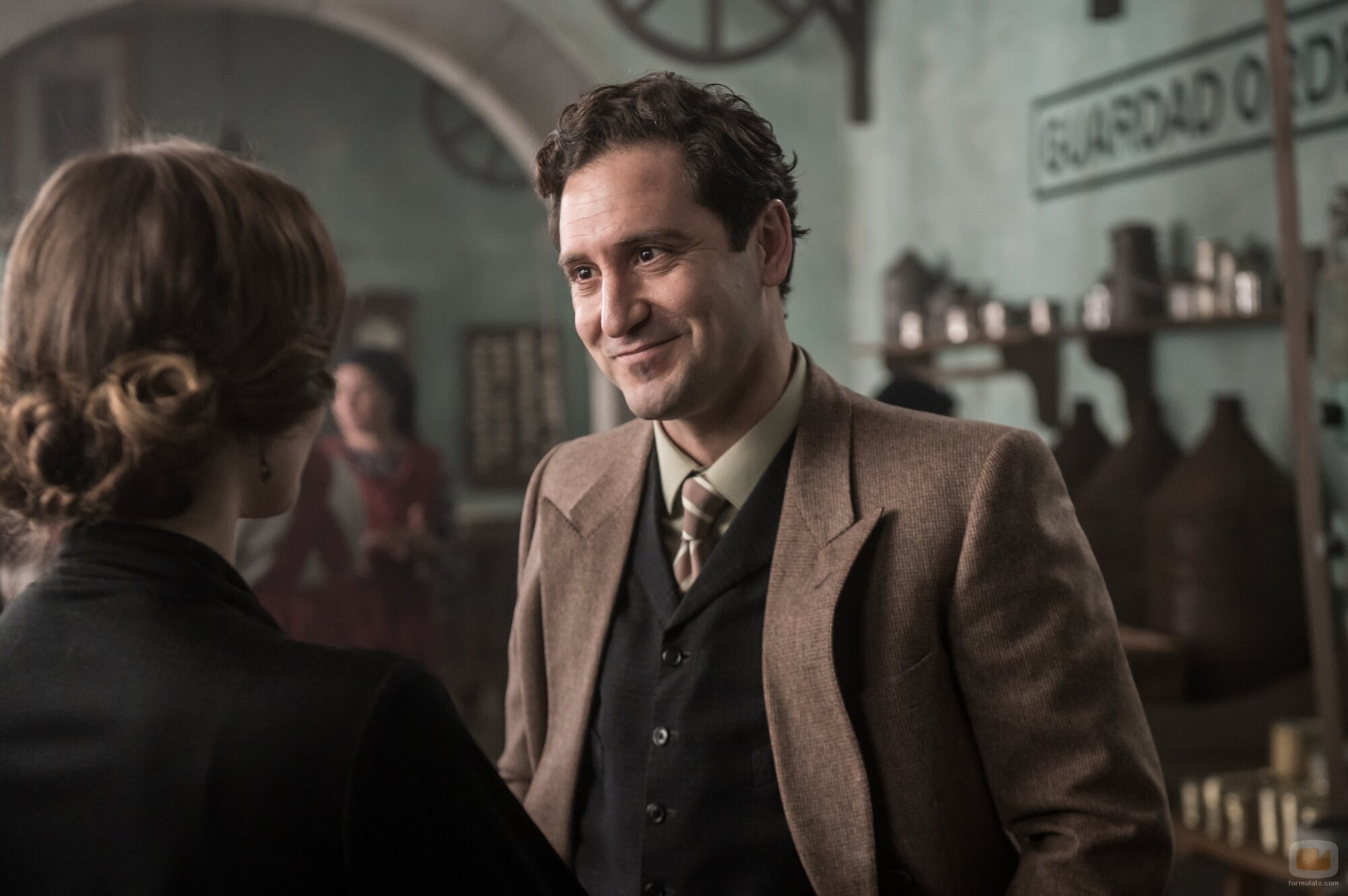 Álex Gadea y Judith Fernández en el 1x07 de 'Las hijas de la criada'