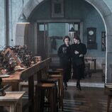 Captura de Verónica Sánchez y Judith Fernández en 1x07 'El legado de Inés' de 'Las hijas de la criada'