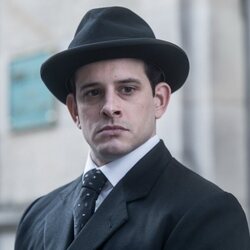 Still de Álex Villazán en 1x07 'El legado de Inés' de 'Las hijas de la criada'