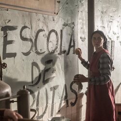 Escena de Capítulo 8 titulado 'La verdad de Clara' de 'Las hijas de la criada'