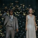 Summer H. Howell y Joel Oulette en el 1x07 de 'Carrie'