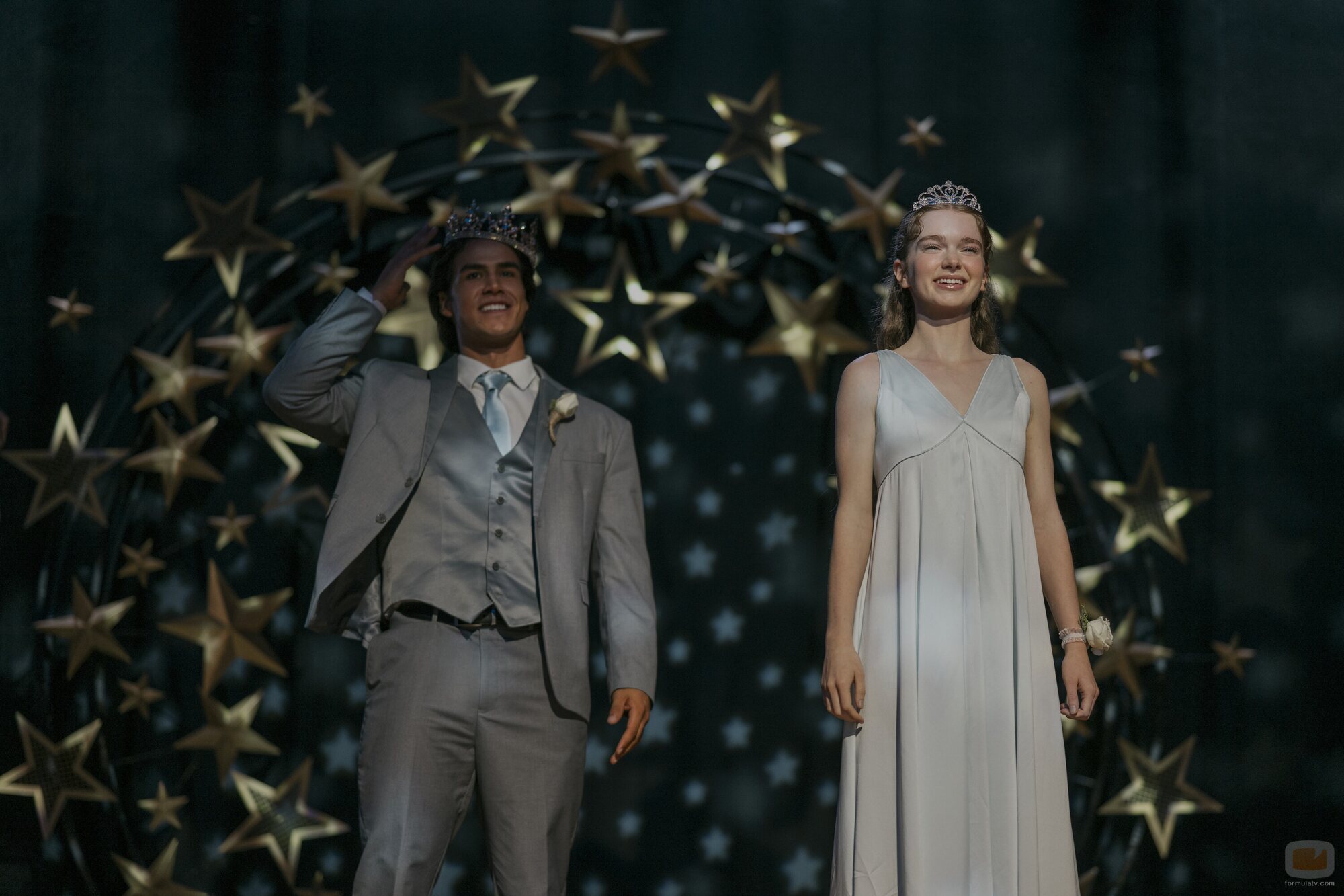Summer H. Howell y Joel Oulette en el 1x07 de 'Carrie'