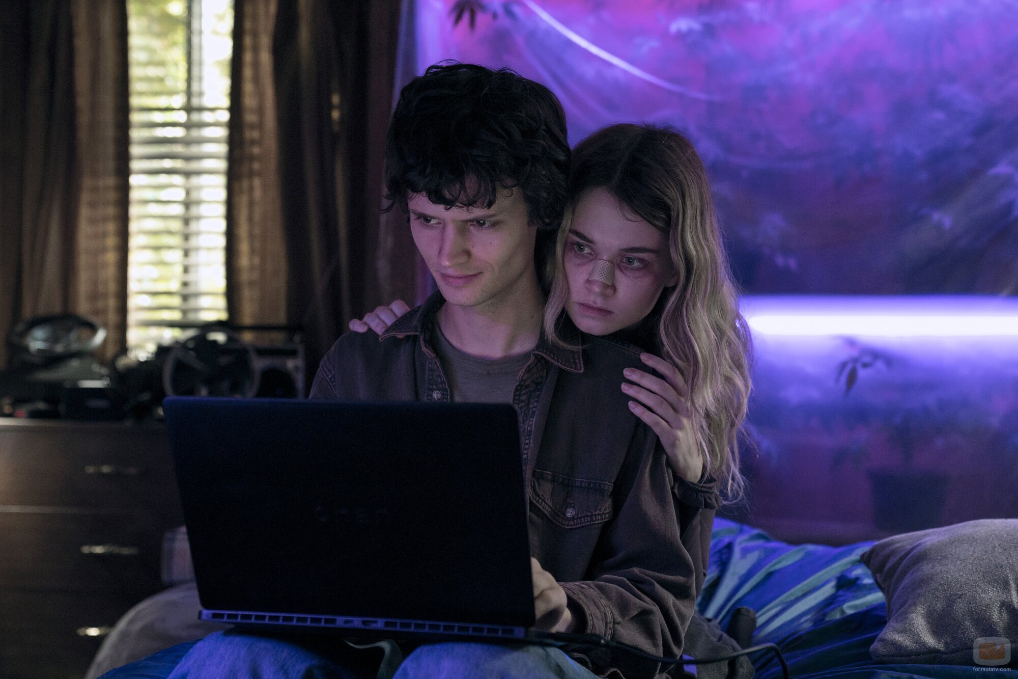Alison Thornton y Arthur Conti en el 1x05 de 'Carrie'