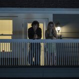Arthur Conti y Alison Thornton en 1x03 titulado 'Ciencias sociales' de 'Carrie'