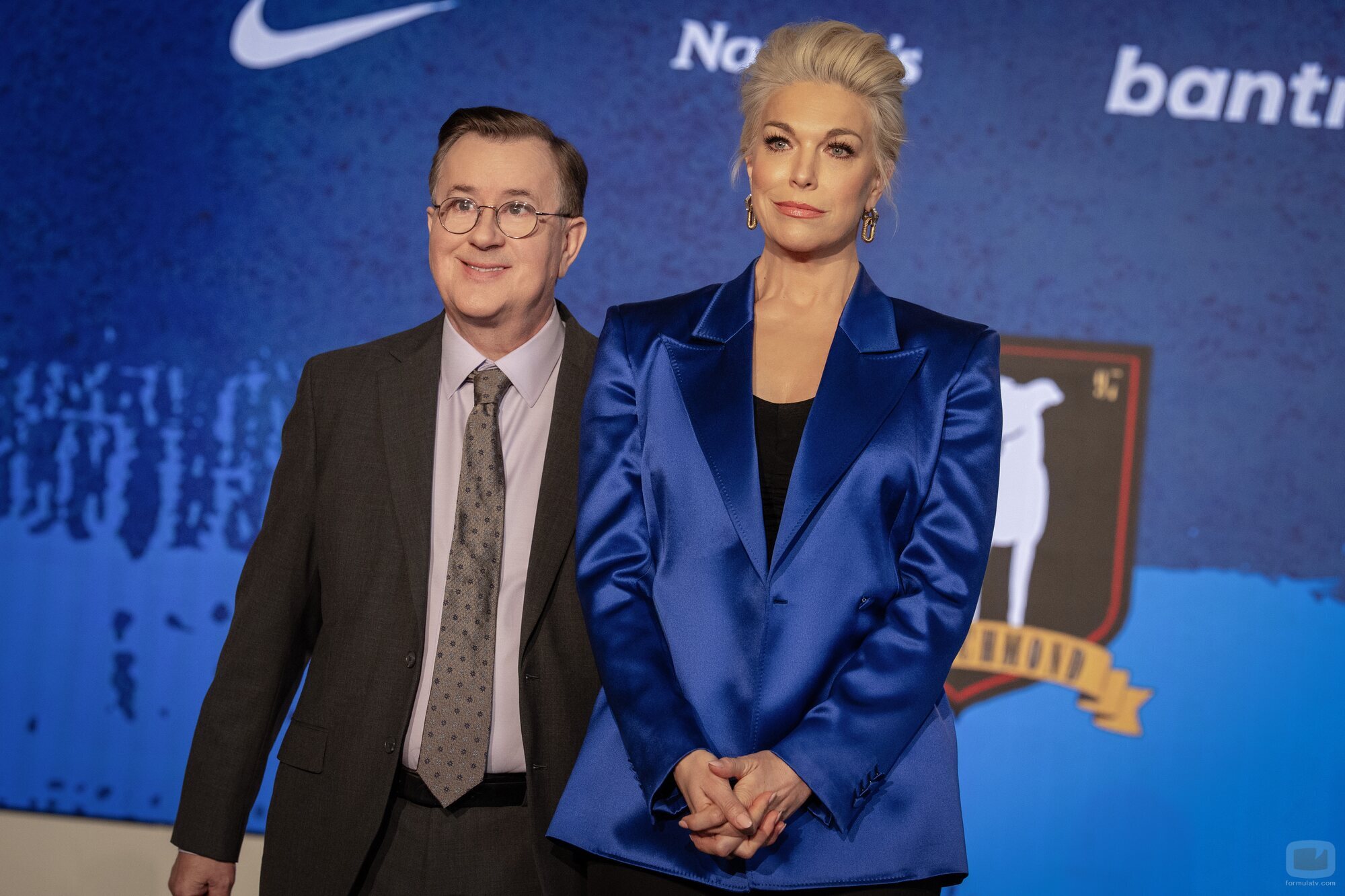 Jeremy Swift y Hannah Waddingham en la temporada 4 y el capítulo 10 de 'Ted Lasso'