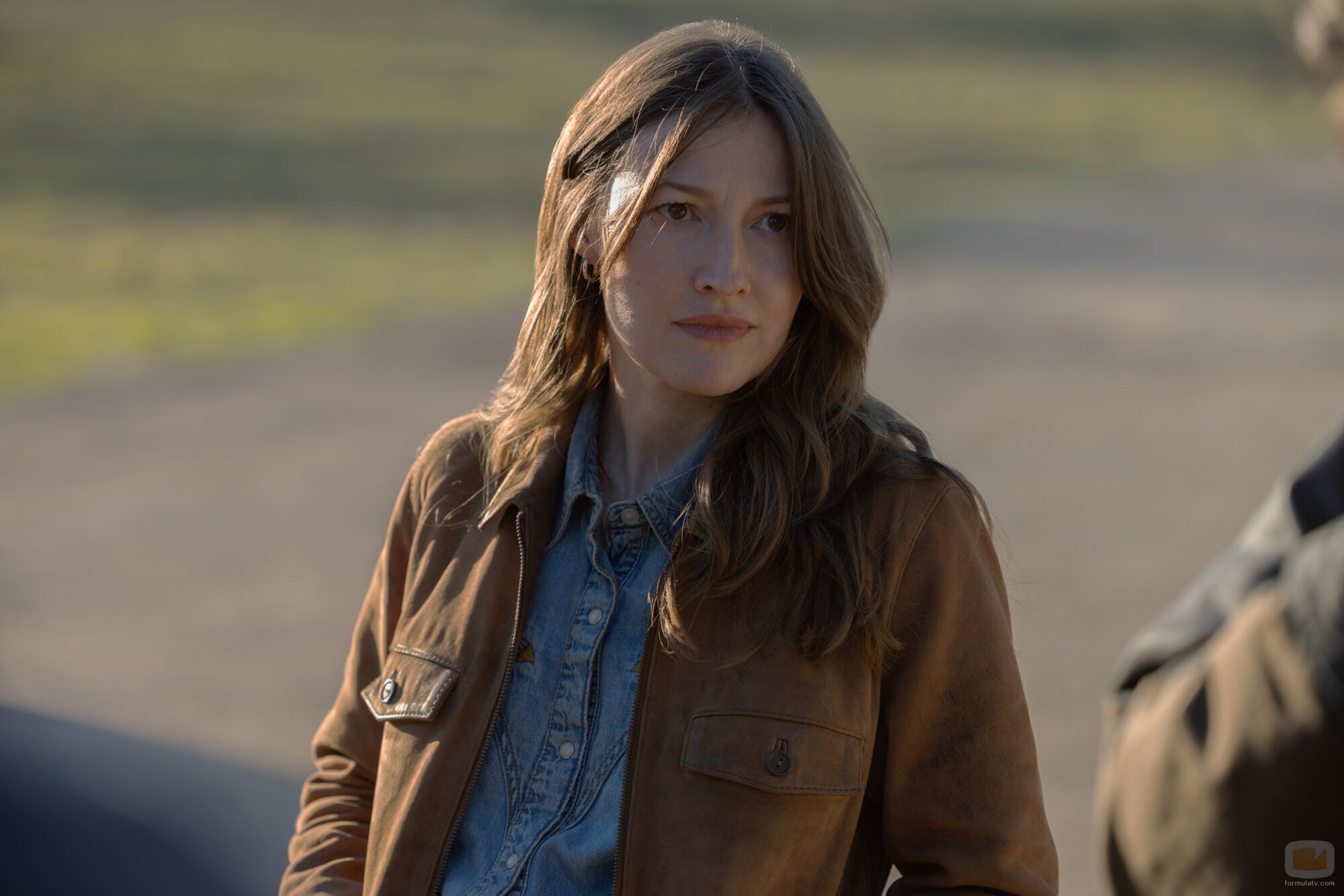 Kelly Macdonald en el 1x01 de 'Linternas'