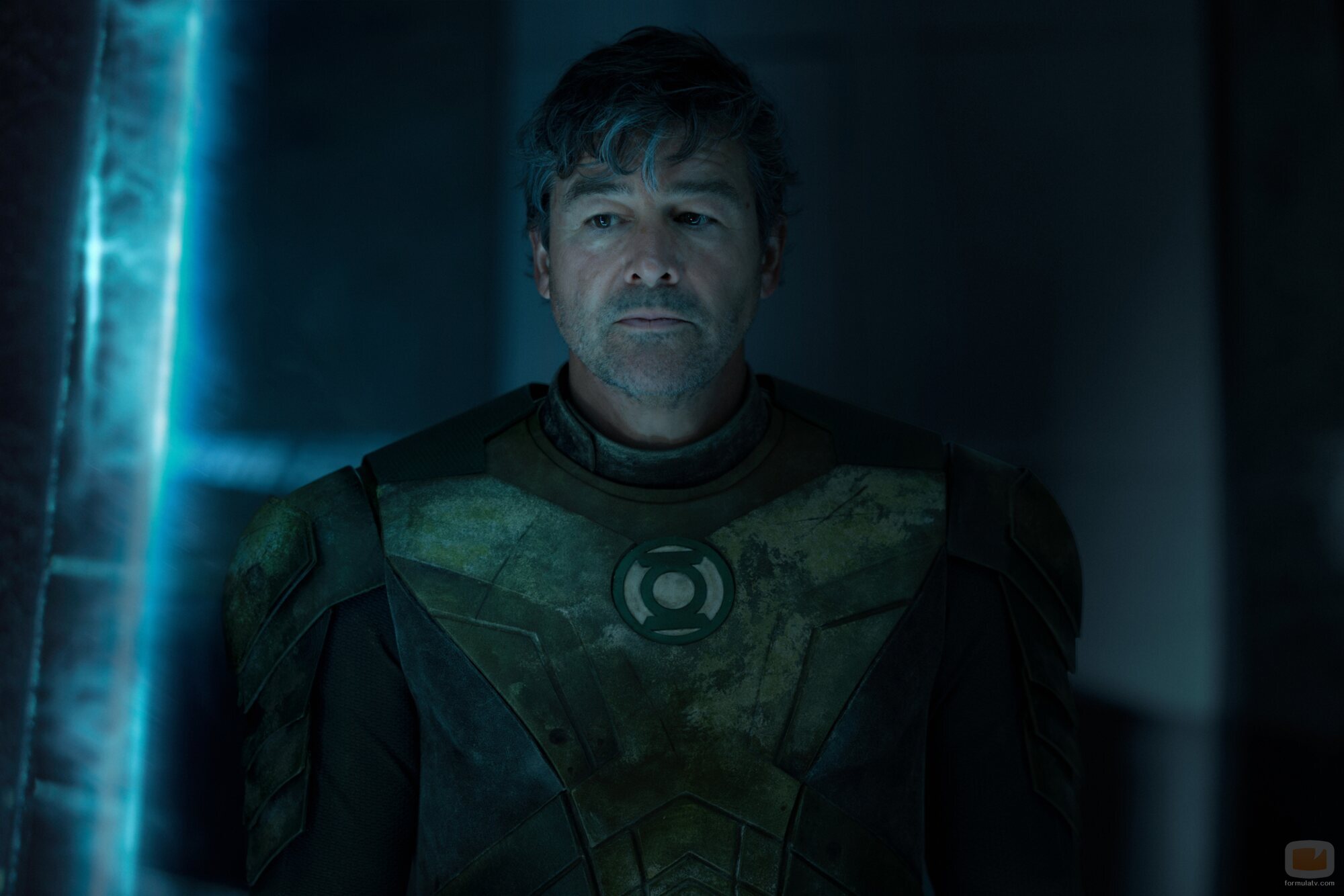 Captura de Kyle Chandler en el 1x02 de 'Linternas'