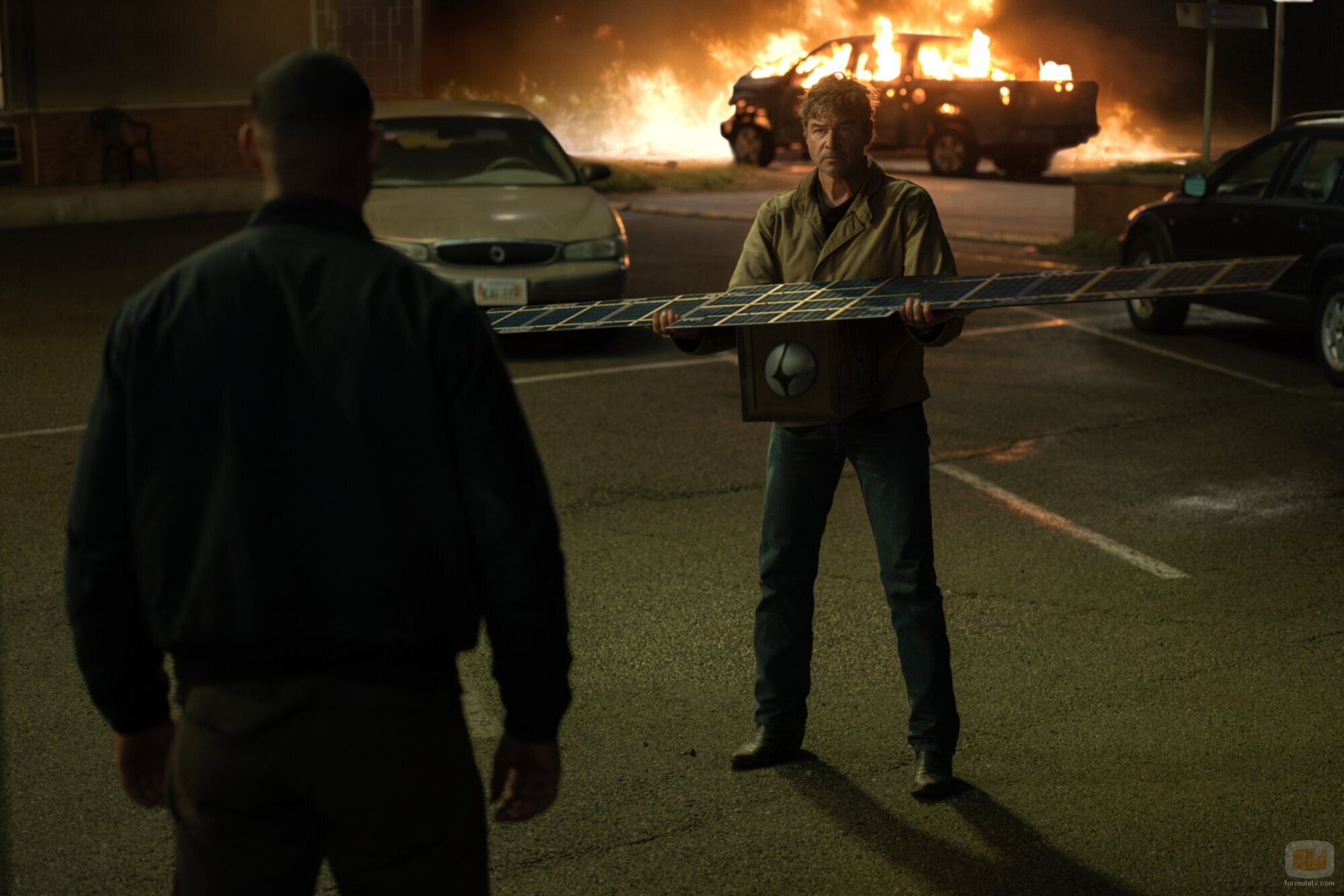 Kyle Chandler en 1x04 titulado 'El Señuelo' de 'Linternas'