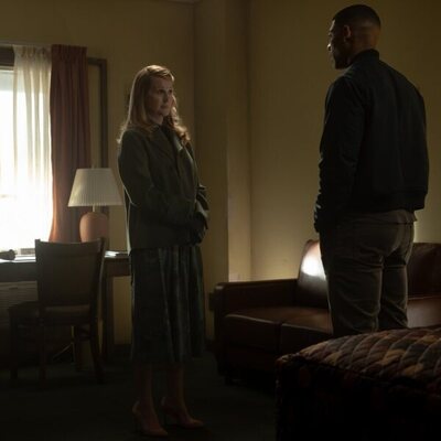 Laura Linney en 1x04 'El Señuelo' de 'Linternas'