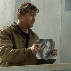 Kyle Chandler en el 1x05 de 'Linternas'