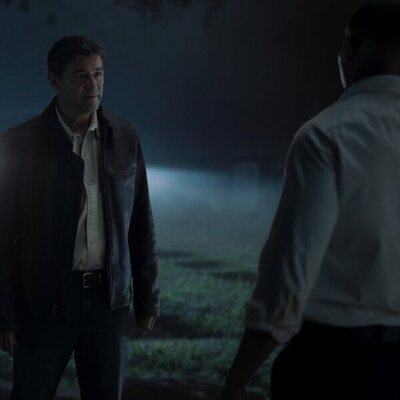 Kyle Chandler en la temporada 1 y el capítulo 06 de 'Linternas'