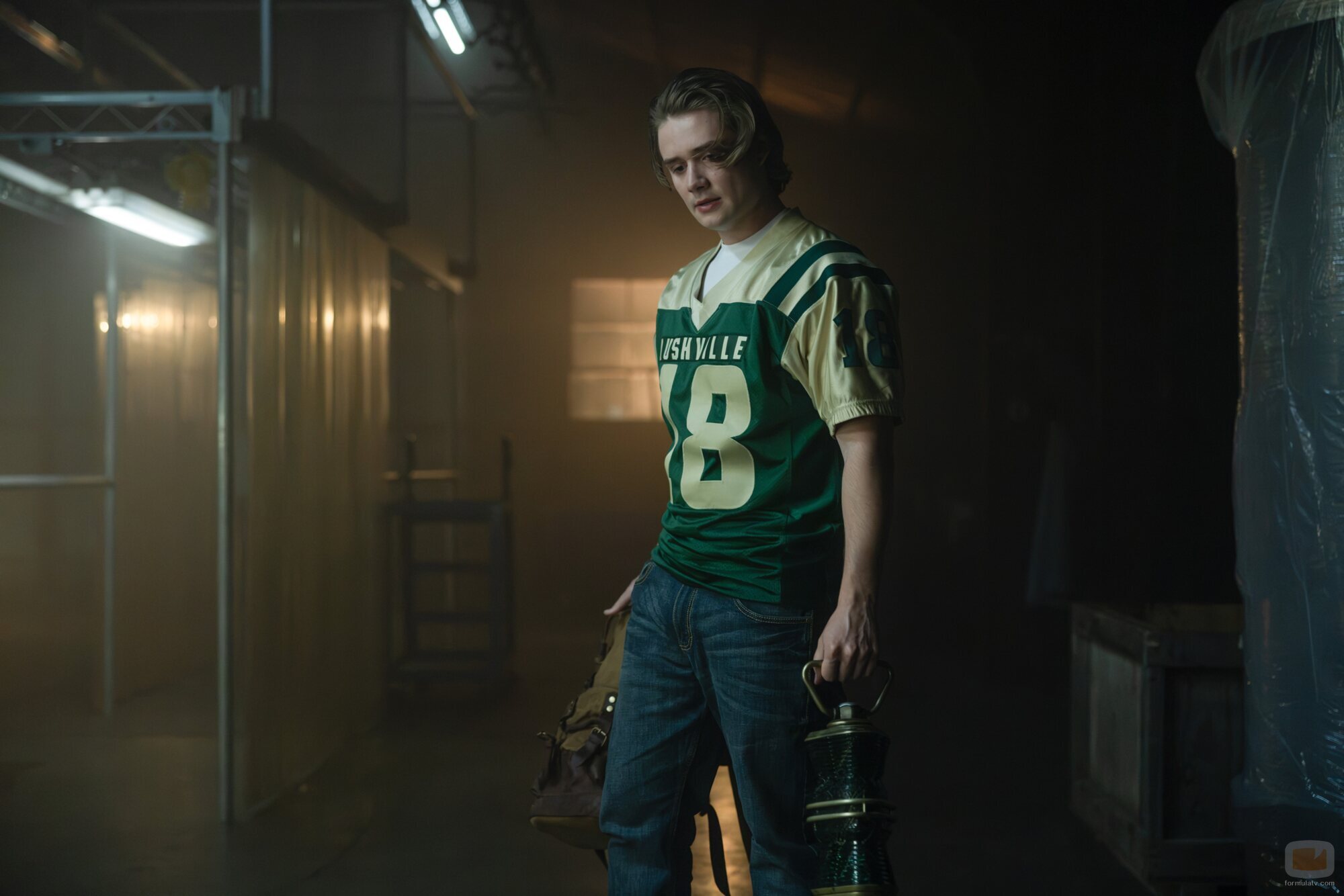Shea Pritchard en 1x08 titulado 'Polvo y Estrellas' de 'Linternas'