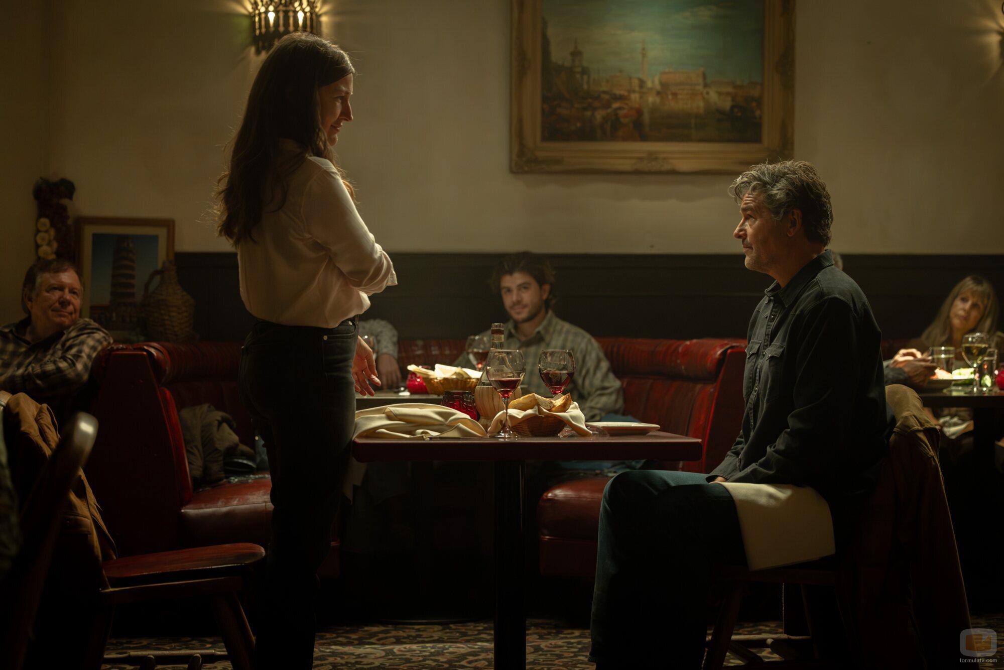 Kyle Chandler en el 1x08 de 'Linternas'