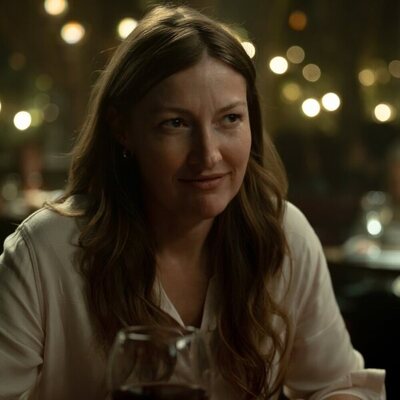 Kelly Macdonald en Capítulo 8 titulado 'Polvo y Estrellas' de 'Linternas'