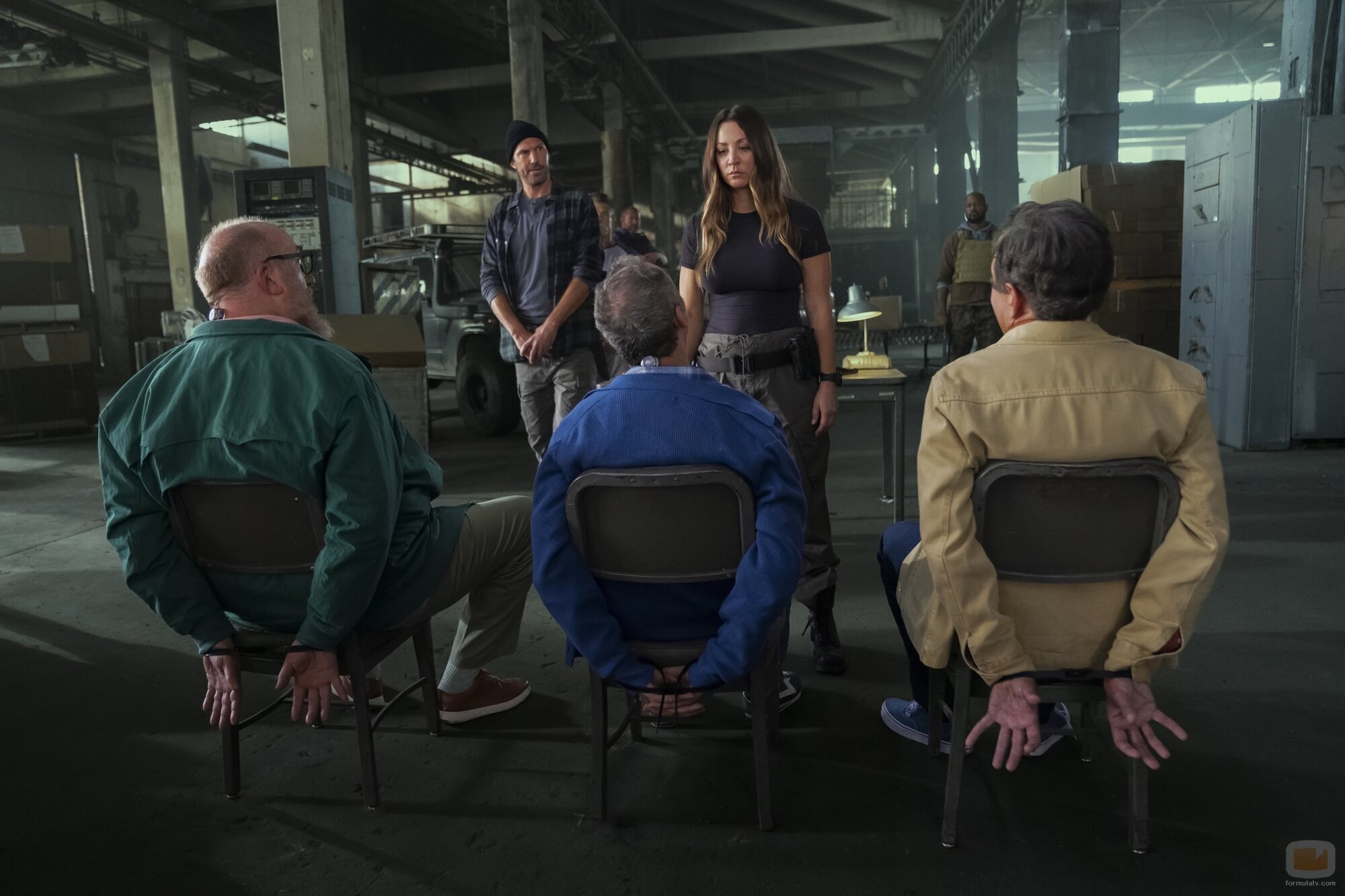 Kaley Cuoco en el 1x02 de 'Stuart Fails to Save the Universe'