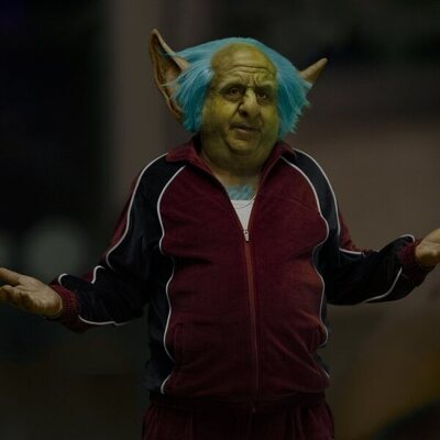 Louis Mustillo en el 1x03 de 'Stuart no consigue salvar el universo'