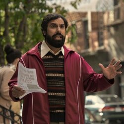 Kunal Nayyar en 1x06 titulado 'Espóiler: El Maíz es Delicioso' de 'Stuart no consigue salvar el universo'