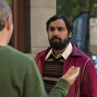 Kunal Nayyar en el 1x06 de 'Stuart Fails to Save the Universe'
