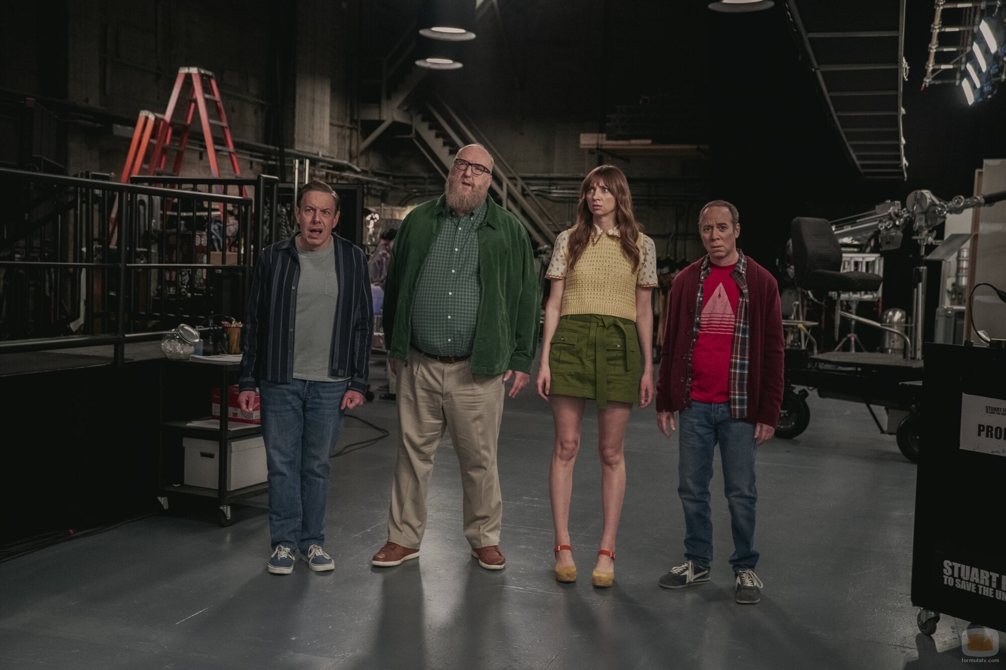 1x10 titulado 'Espóiler: Grabado frente a una audiencia en el estudio' de 'Stuart no consigue salvar el universo'