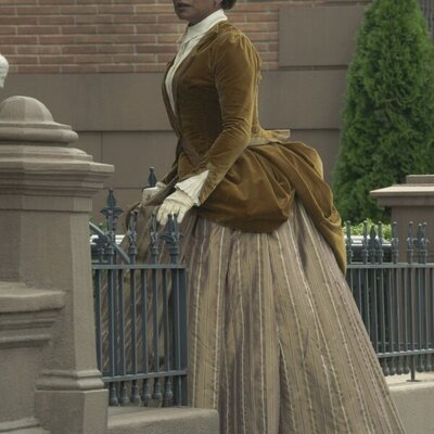 Audra McDonald en 3x02 'Lo dicen los periódicos' de 'La edad dorada'