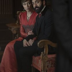 Carrie Coon y Morgan Spector en el 3x03 de 'The Gilded Age'