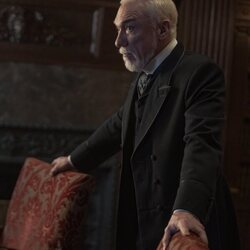 Patrick Page en el 3x03 de 'La edad dorada'