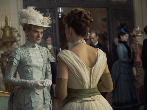 Louisa Jacobson en el 3x03 de 'La edad dorada'