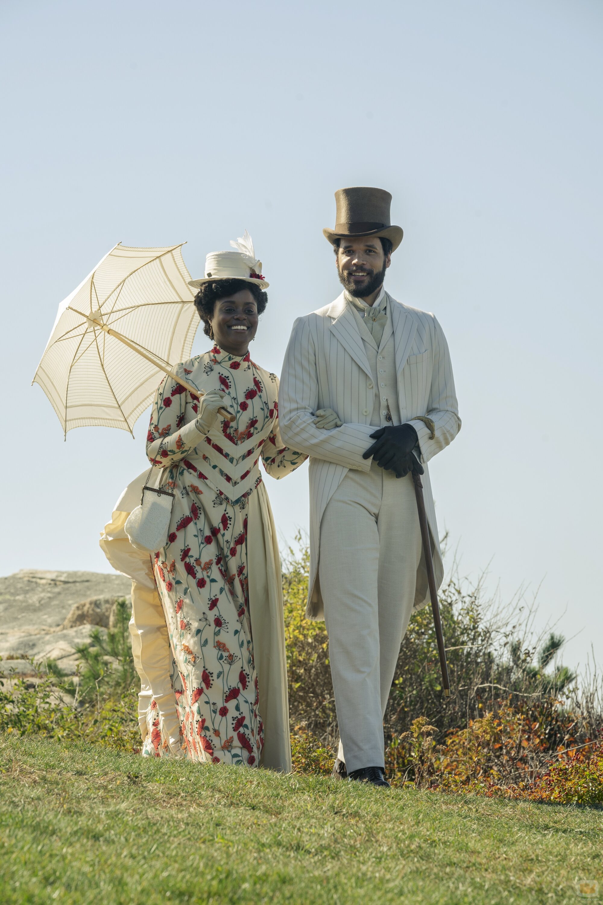 Denée Benton y Jordan Donica en 'El amor nunca es fácil' de 'La edad dorada'