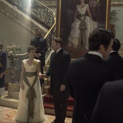 Taissa Farmiga y Ben Lamb en el 3x03 de 'The Gilded Age'