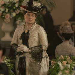 Merritt Wever en el 3x04 de 'La edad dorada'