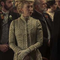 Hattie Morahan en el 3x04 de 'La edad dorada'