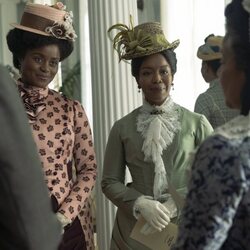 Denée Benton y Jessica Frances Dukes en la temporada 3 y el capítulo 04 de 'La edad dorada'