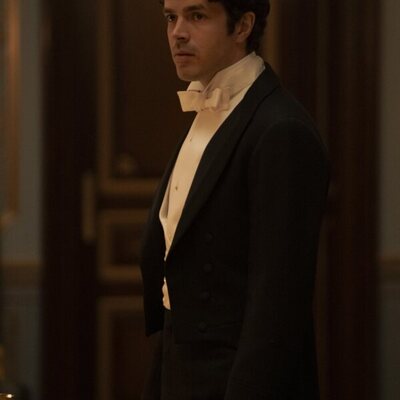Harry Richardson en el 3x04 de 'La edad dorada'
