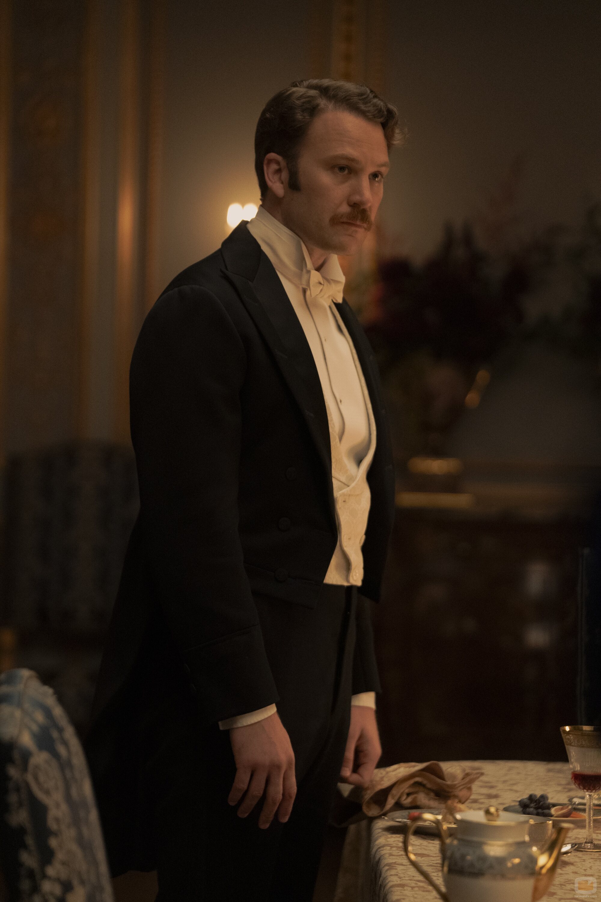 Ben Lamb en 3x04 titulado 'El matrimonio es una apuesta' de 'La edad dorada'