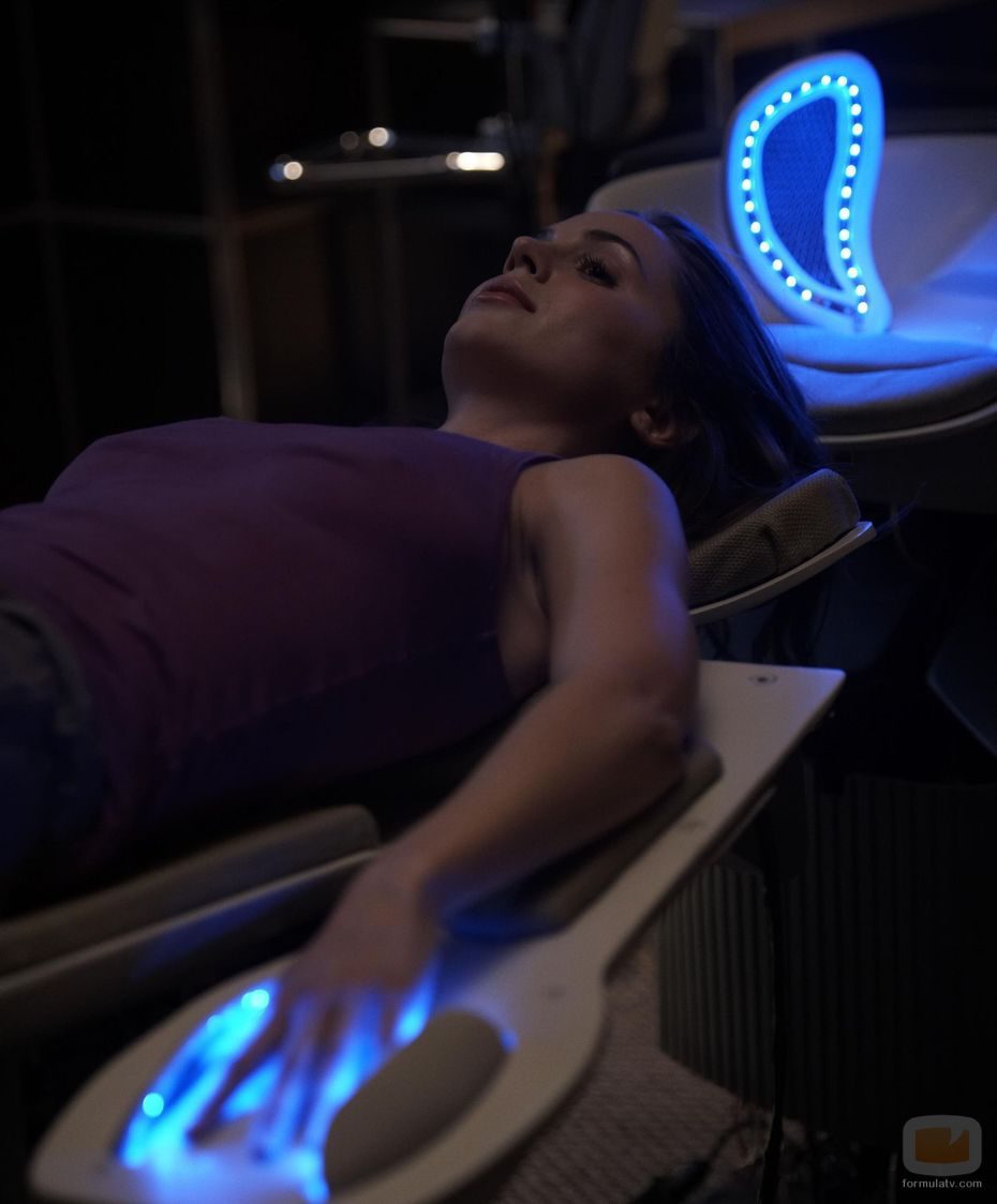 Eliza Dushku en Dollhouse