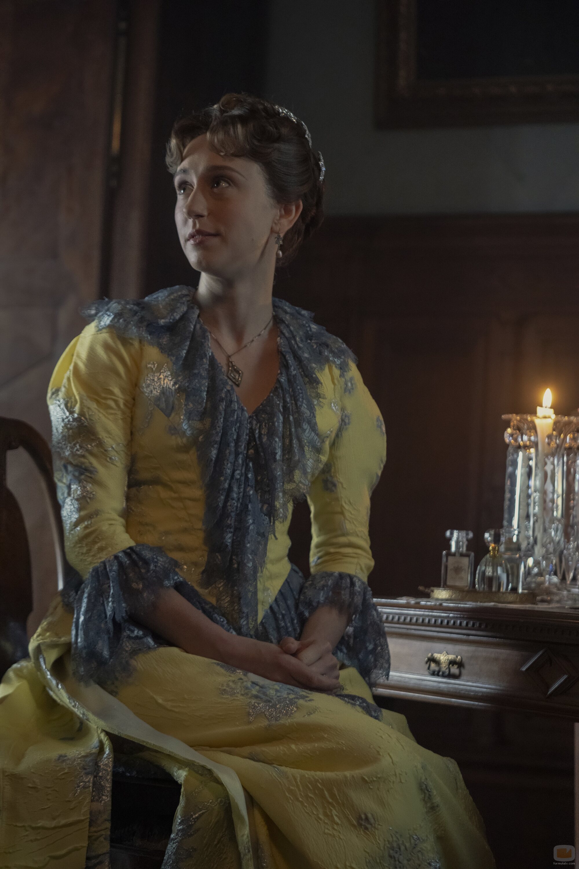 Taissa Farmiga en el 3x05 de 'The Gilded Age'