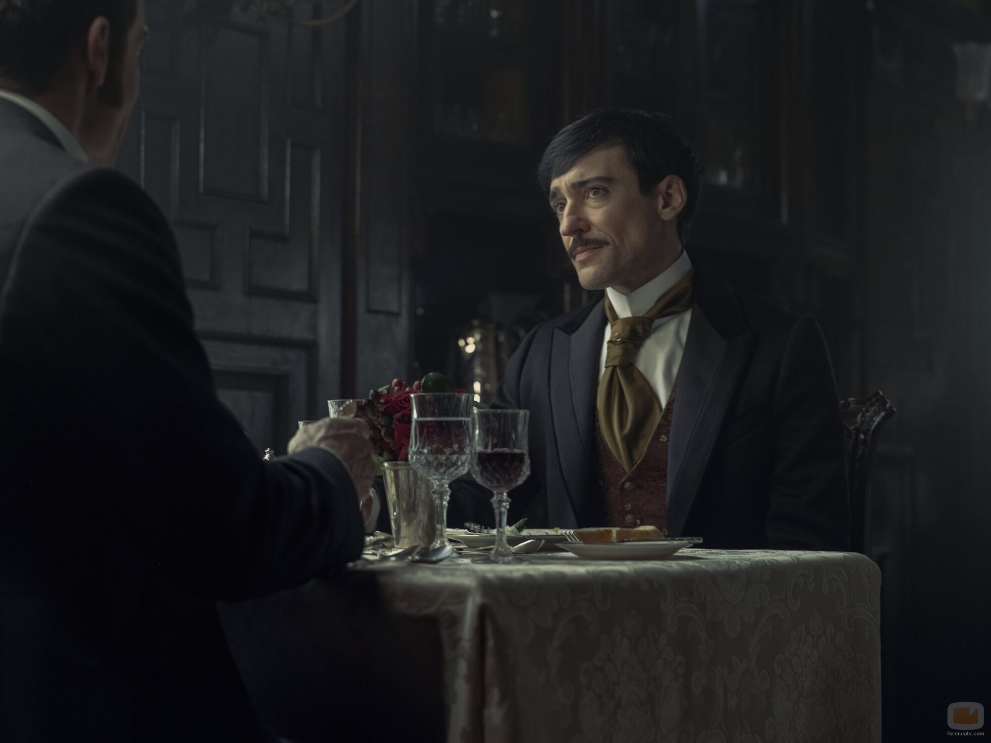 Blake Ritson en el 3x05 de 'La edad dorada'