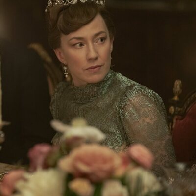 Carrie Coon en el 3x06 de 'The Gilded Age'